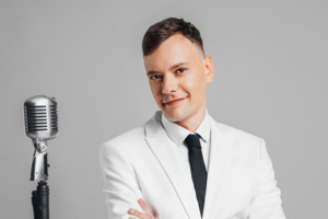 Dainininkas Anatolijus Oleinikas parodė vaikystės nuotrauką: „Buvau baltapūkis ir ilgaplaukis“