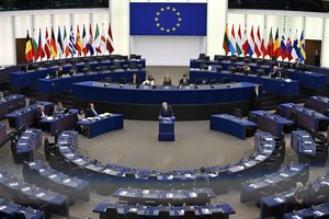 Artėjant Lietuvos pirmininkavimui ES, atstovybėje Briuselyje steigiamos papildomos patarėjų pavaduotojų, atašė pareigybės