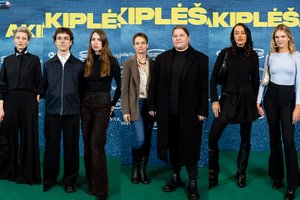 Sostinės kino teatre – neeilinis šurmulys: būrys žinomų žmonių susirinko į naujo filmo premjerą