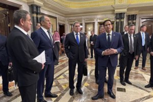 JAV ir Rusijos derybose – neplanuoti pakeitimai: atskleidė, kas dalyvaus kitame susitikime