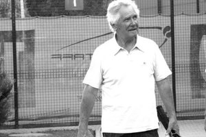 Mirė teniso treneris R. Kačanauskas