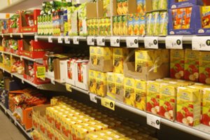 Seime skinasi kelią iniciatyva apmokestinti saldintus gėrimus – surinkti mokesčiai būtų skiriami ne tik gynybai