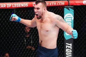 Nenugalimas MMA Ukrainos kovotojas įkliuvo Vilniuje – kovas teks atidėti ilgam