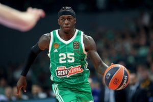 „Panathinaikos“ namuose įspūdingo spurto dėka susitvarkė su ALBA