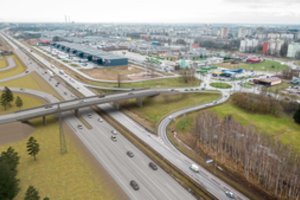 Kitą savaitę Kaune dėl viaduko virš A1 magistralės statybų laikinai bus uždarytas įvažiavimas į Ašigalio gatvę