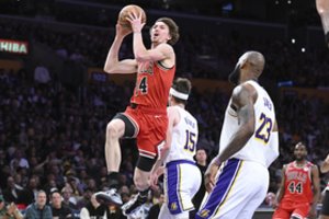 Fantastika: asmeninį rezultatyvumo rekordą NBA pagerinęs M. Buzelis suvalgė L. Dončičių ir sudaužė „Lakers“