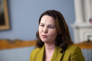 A. Miškinienei ir prokuratūrai nepavyko taikiai susitarti „čekiukų“ byloje, Lazdijų merė teikia naujus įrodymus