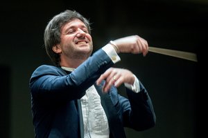 M. K. Čiurlionio metams paminėti – maestro Victorieno Vanoosteno, LNSO ir Petro Geniušo improvizacijos