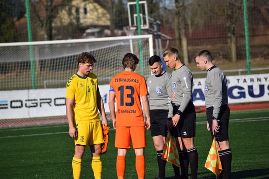 Vaikinų U21 rinktinė išvykoje nusileido A lygos klubui