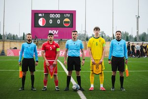U18 futbolo rinktinė išvykoje antru bandymu nugalėjo Maltos futbolininkus