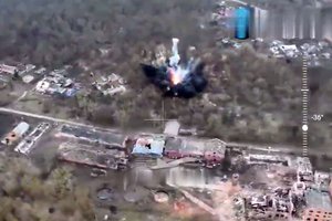 Iškalbingas vaizdas: rusų bombos darosi nebe tokios grėsmingos?