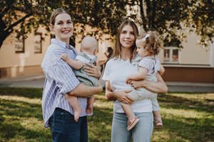 Mamos be kaltės jausmo: kaip mūsų rūpinimasis savimi padeda vaikams?