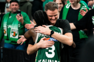 „Trenkė petimi į krūtinę. Net kvapą užgniaužė“: R. Seibutis prisiminė, ką reiškė stoti prieš K. Bryantą