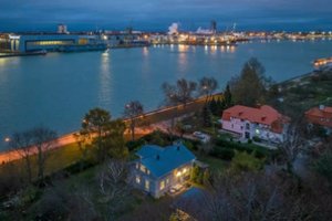 Parduota milijoninės vertės verslininkės vila Klaipėdoje