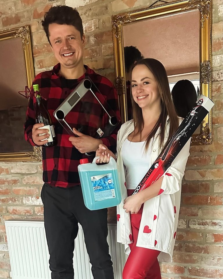 Ineta Puzaraitė-Žvagulienė su vyru.<br>Instagramo nuotr.