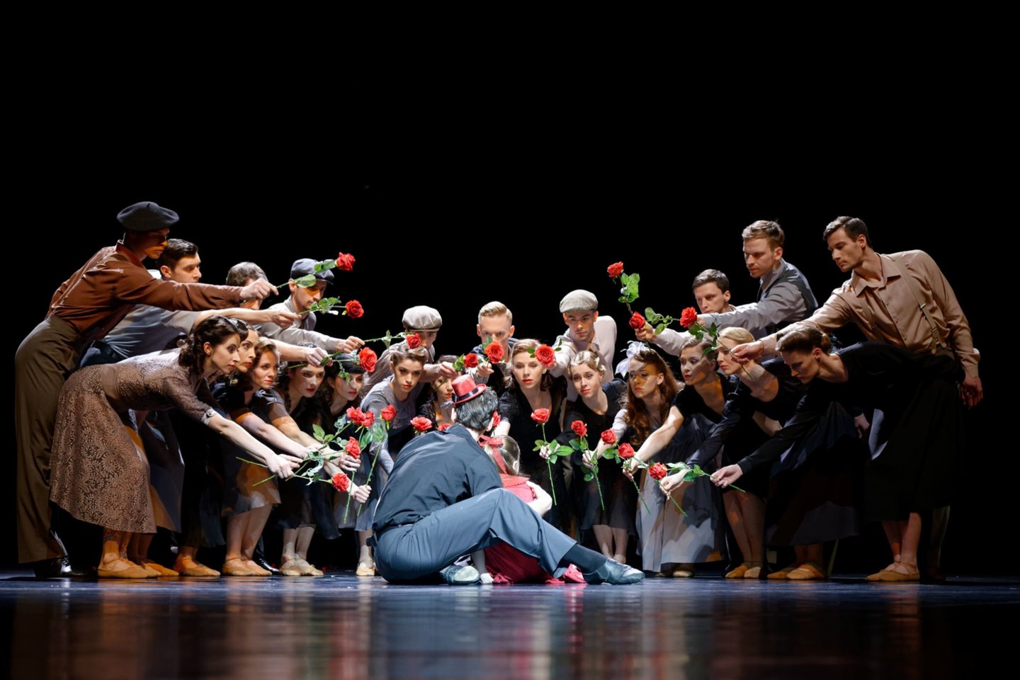 Baleto „Piaf“ scena.<br> M.Aleksos nuotr.