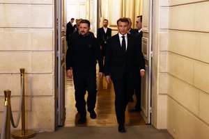 E. Macronas priima Europos lyderius, atvykstančius į viršūnių susitikimą dėl Ukrainos saugumo