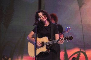 Pianistę Ievą Dūdaitę dukrelė lydi į „Muzikinės kaukės“ filmavimus: „Ji ruošiasi kartu su manimi“