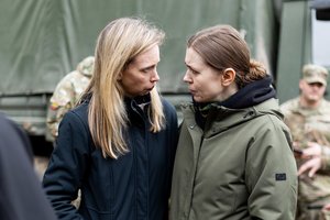 Pabradėje apsilankiusi JAV ambasadorė prabilo apie gelbėjimo operaciją ir Lietuvą