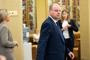 S. Skvernelis viliasi, kad likę du parlamentarai dar pateiks prašymus dėl darbo su slapta informacija