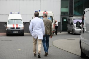 Bliūkšta ministrės pažadai mažinti eiles pas gydytojus? Kelia klausimą dėl paskubomis keičiamos tvarkos teisėtumo