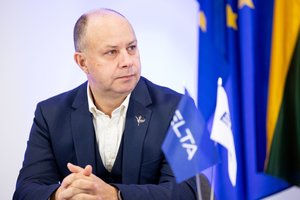 A. Veryga kritikuoja valdančiųjų planus dėl visuotinio NT mokesčio: nereikia erzinti visuomenės