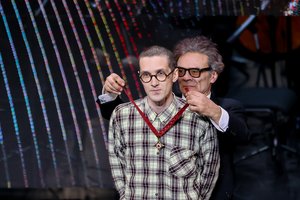 Klaipėdoje išdalinti Auksiniai scenos kryžiai