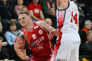 „Uniclub Bet-Juventus“ dramatiškai išvargo pergalę prieš autsaiderius