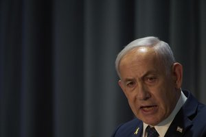 TBT arešto orderio nepaisantis B. Netanyahu kitą savaitę ketina vykti į Vengriją