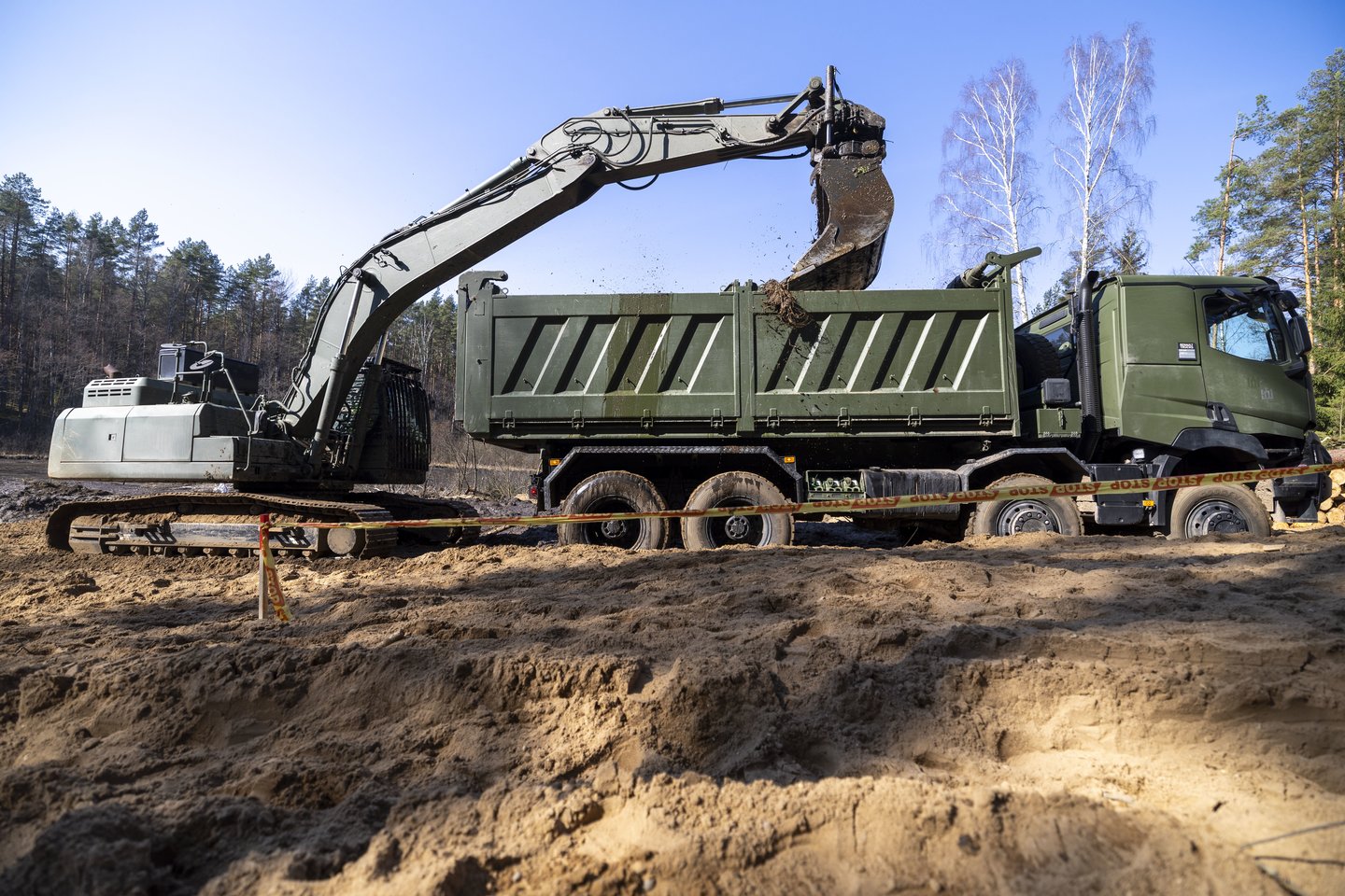 Gelbėjimo operacija Pabradėje. <br>KAM nuotr.