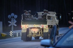 Iš Baltarusijos – įžūli provokacija: bando pasinaudoti tragedija Pabradės poligone