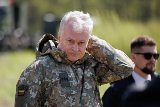 G. Nausėdos patarėjas: investicija į naują karinį poligoną Lietuvoje yra būtina