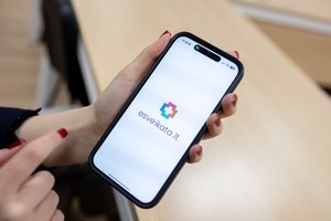 „Užlūžo“ portalas e.sveikata: gyventojams nepavyksta atsiimti receptinių vaistų