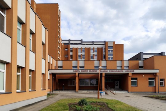 Kauno Onkologijos ligoninės teritorijoje žuvo moteris