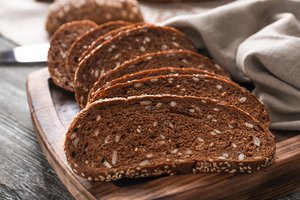 Kaip atšviežinti pasenusią duoną: ji net kvepės kaip šviežia 