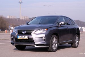 Naudoto „Lexus RX“ (2014 m.) testas: japoniško flagmano alternatyva vokiškiems SUV
