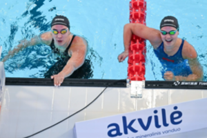 Lietuvos plaukimo čempionate – žvaigždžių kova ir įspūdingi rekordai
