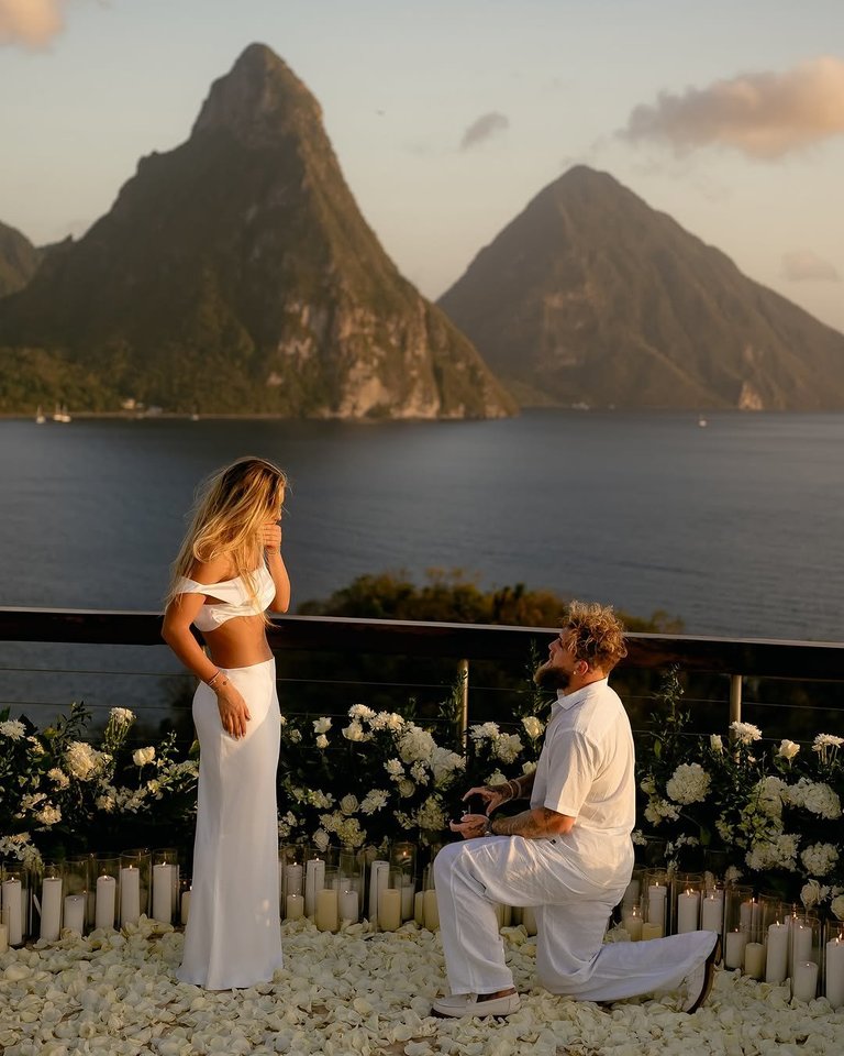 Jake'o Paulo sužadėtuvės.<br>Socialinio tinklo nuotr.