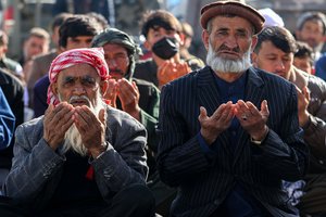 Pakistanas deportuos milijoną pabėgėlių iš Afganistano