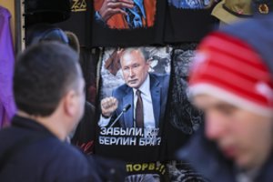 Panikos ženklai Rusijoje: V. Putiną užsipuolė artimi rėmėjai