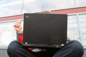 Išaugus tyrimų dėl vaikų pornografijos skaičiui, VRM su reiškiniu siūlo kovoti specialiu įstatymu