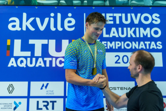 Lietuvos plaukimo čempionate jaunimas ir toliau duoda meistriškumo pamokų elitui