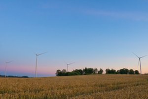 Kiek elektros energijos iš tikrųjų pagamina vėjo elektrinės?