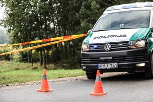 Šiauliuose žuvo šiukšliavežio partrenkta moteris – policija skubiai ieško artimųjų