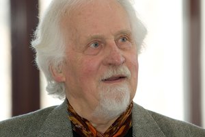 Mirė kompozitorius Vytautas Juozapaitis