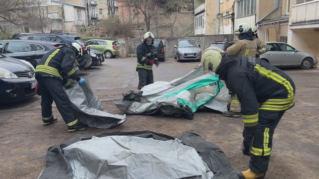 Vilniaus daugiabutyje aptiktas išsiliejęs gyvsidabris: atsakė, ar viršyta taršos norma