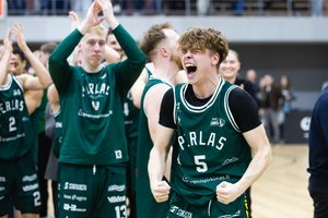 Lemiamą mūšį prieš jaunuosius žalgiriečius laimėjęs „Perlas“ – pirmąkart „7bet-NKL“ finale