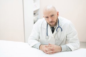 Neurologas atskleidė, ką valgo kasdien: valo kraują ir gerina smegenų darbą