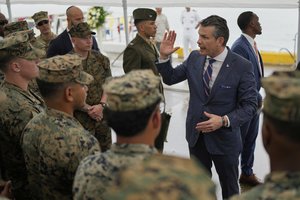 L. Kojala atkreipė dėmesį į iškalbingą D. Trumpo administracijos ėjimą: neatmeta stiprėjančių gandų dėl JAV karių