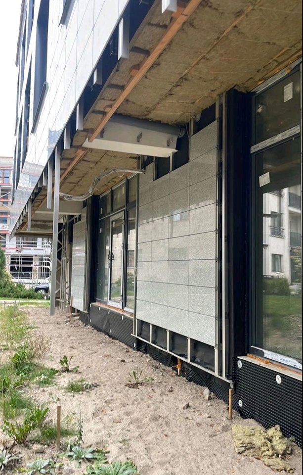 Paaiškėjo, kad, parduodant apartamentus Palangoje, valstybei buvo pateikta neteisėta deklaracija apie statomą namą, kuriame butus pirko ir nemažus avansus pardavėjui sumokėjo, tačiau ir be būsto, ir be pinigų liko nemažai žmonių.<br>„Vakarų ekspreso“ nuotr.